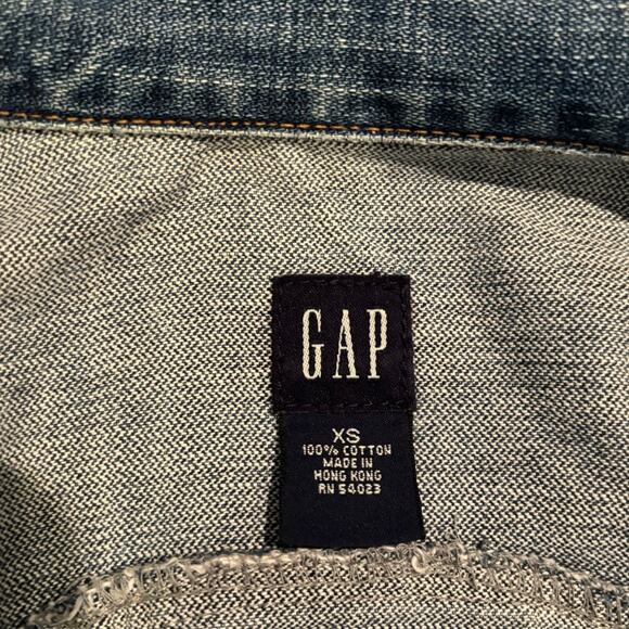 Classic Gap Jean Denim Jacket, Blue Medium Wash, Size XS, EUC - Picture 4 of 4